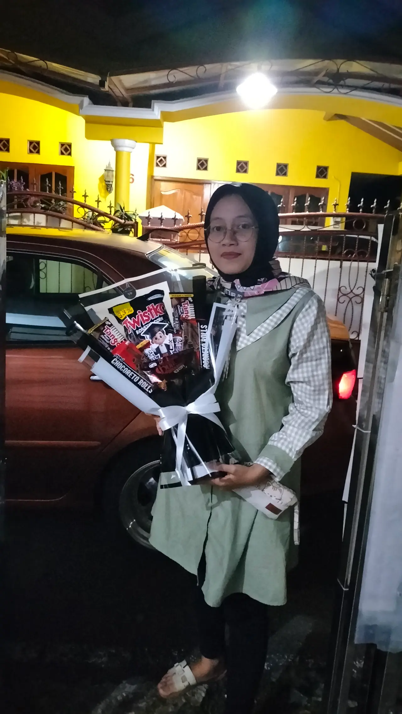 buket snack murah purwokerto nuansa hitam