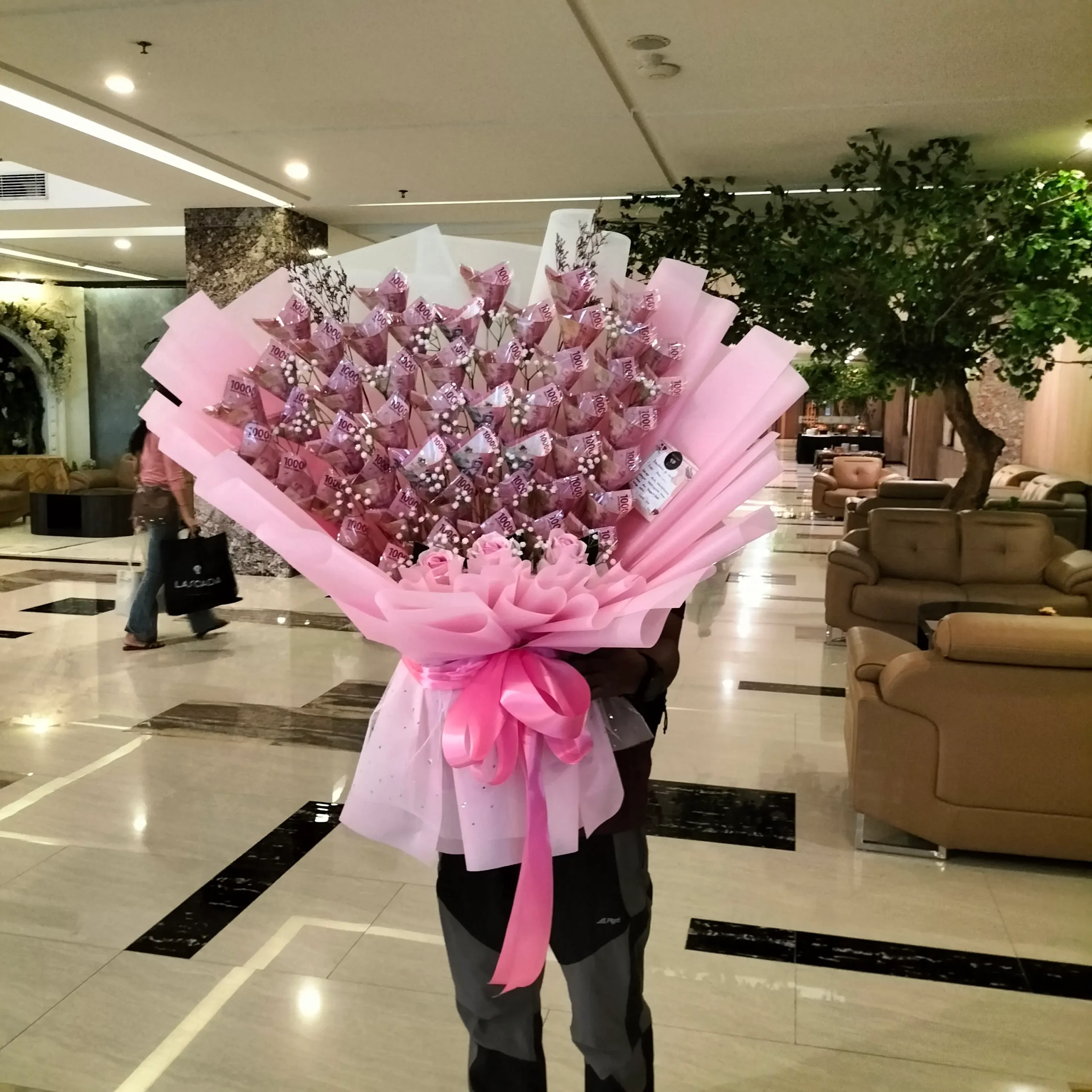 buket uang 5juta untuk ucapan happy wedding day
