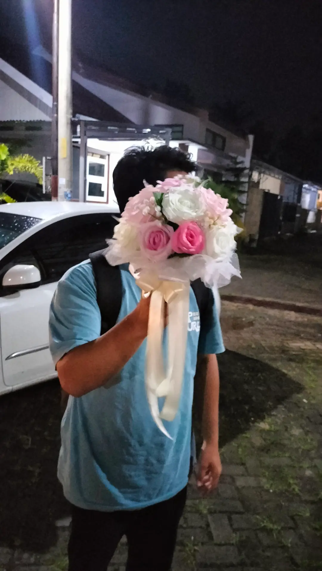 pembeli hand buket wedding bunga artificial
