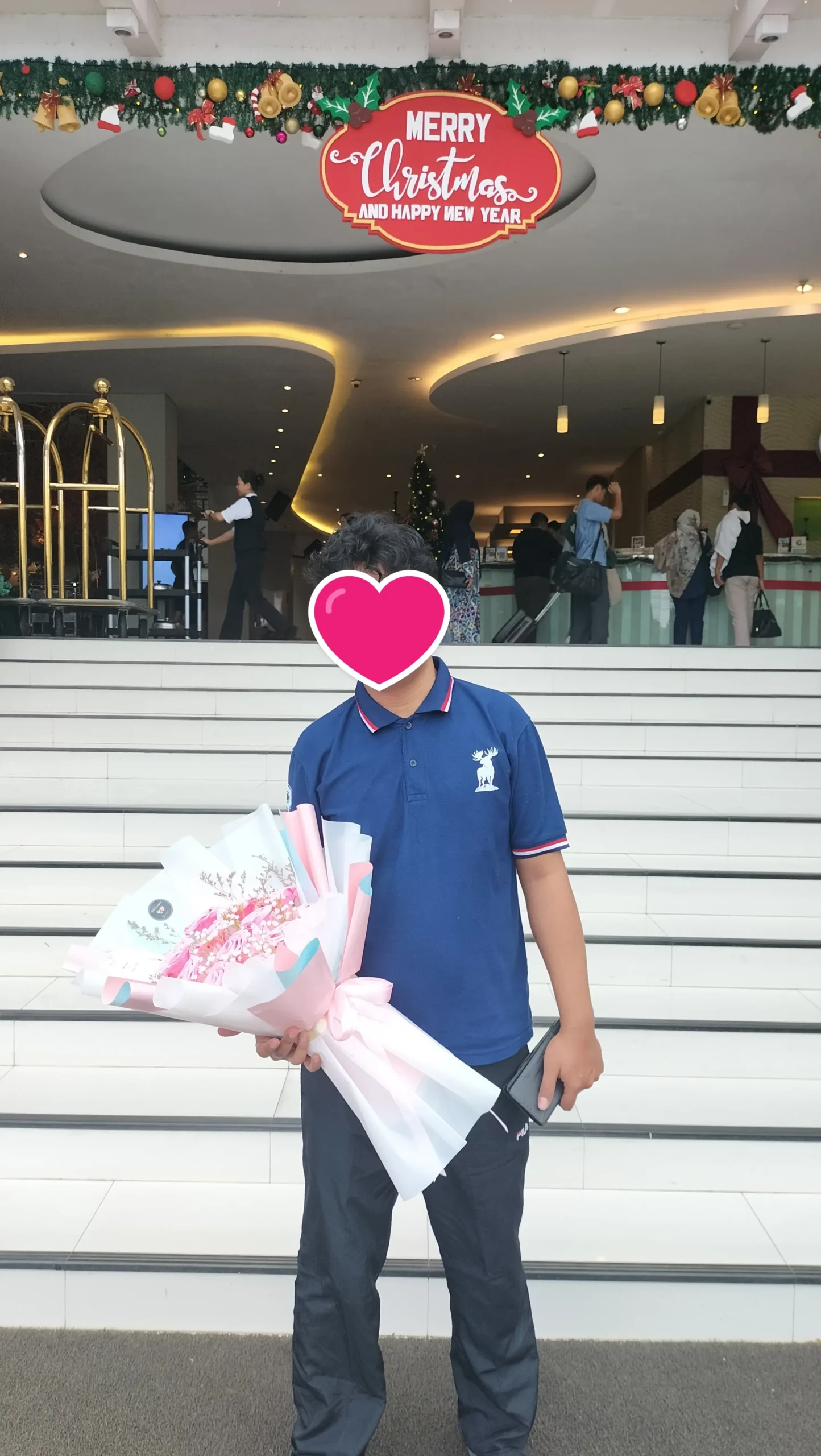 testimonial pembeli buket bunga satin pink di kirim ke Wisata Niaga Hotel Purwokerto