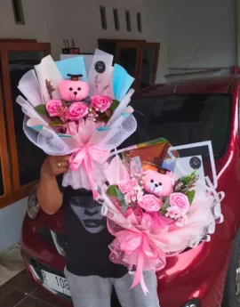 Graduate Pink Purwokerto