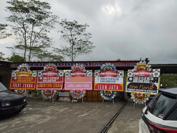 Bunga Papan Akila Florist