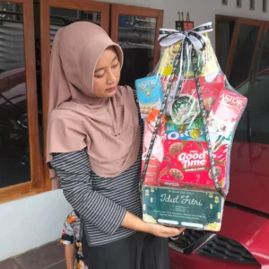 Parsel Snack Lebaran Murah & Cantik AKILA Florist Madani Snack Parsel Purwokerto